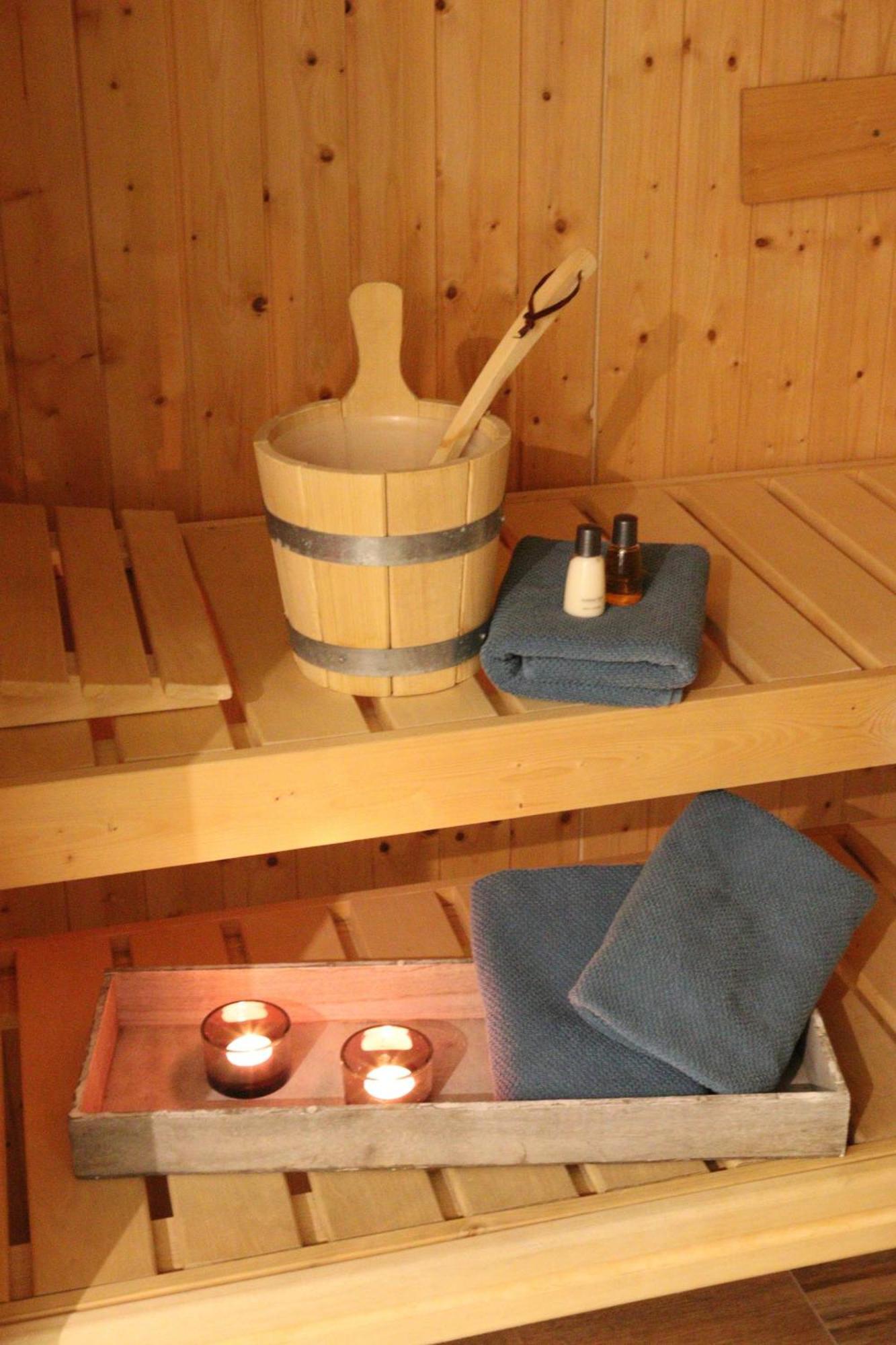 Wellnesshaus Blumenwiese Auf Dem Ostsee Ferienhof Mit Sauna-Whirlwanne Schwienkuhl 外观 照片